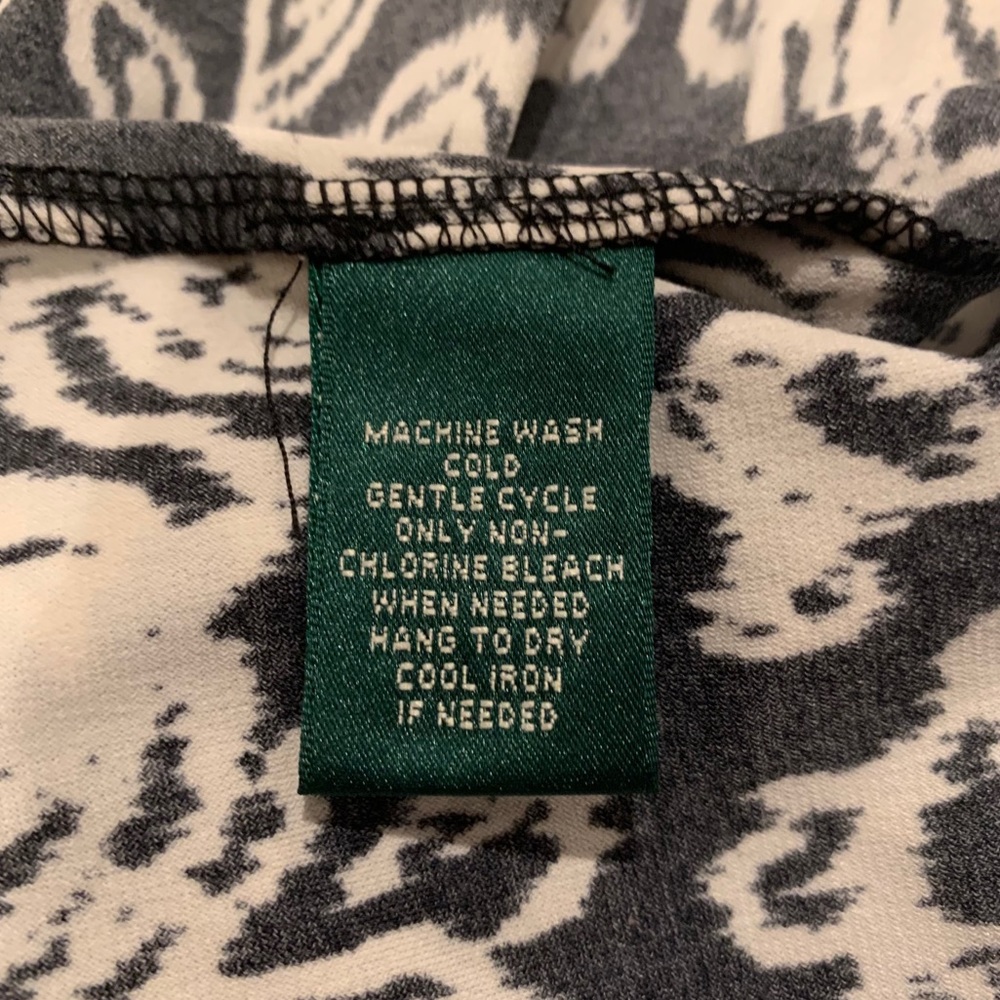 Ralph Lauren wrap front jersey dress. - Picture 4 of 4